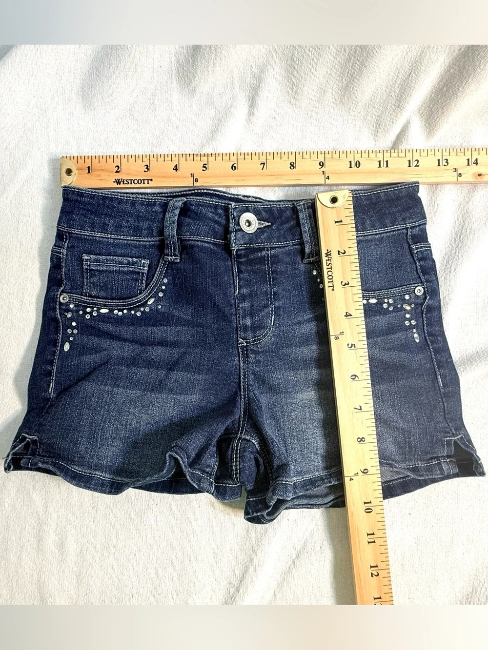 Girls Squeeze Dark Wash Jean Shorts with Stud Accents size 10